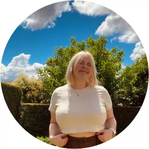 Bella Taylor Smith - Singer