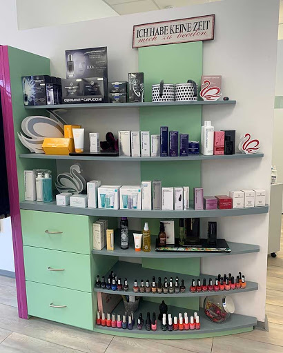 Bellezza Cosmetics - Foot care - Studio - Beautician in Innsbruck, Austria