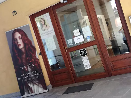 Benessere e Capelli parrucchieri ed Estetica - Hair salon in Chieri, Italy