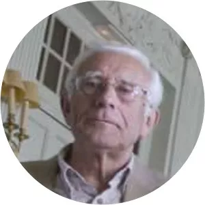 Benito Madariaga de la Campa - Veterinarians