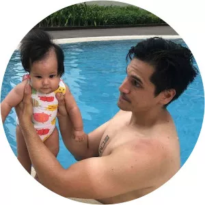 Benj Mudie - Rich Asuncion's husband