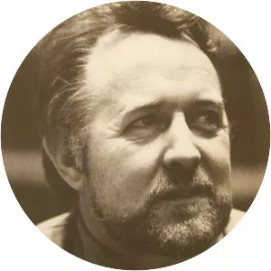 Benjamin Luxon - Opera singer