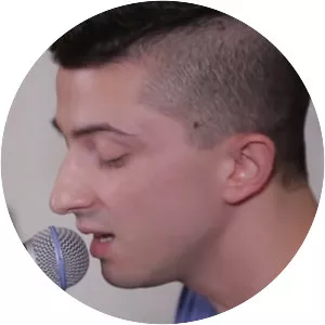 Benji Lewis - Singer