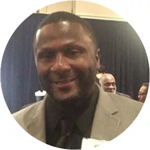 Bennie Blades - American football player