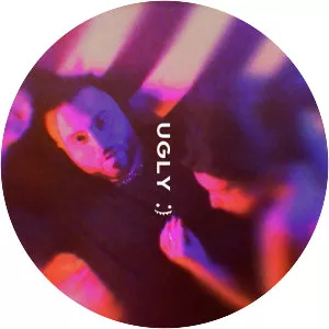 benny mayne - Musical artist