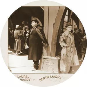 Berth Marks - 1929 ‧ Black and white/Short ‧ 19 mins