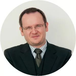 Berthold H. Hass - Economist