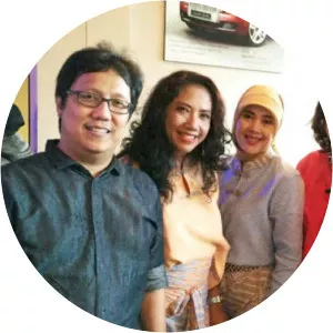 Besbarini - Vidi Aldiano's mother