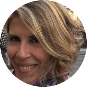 Beth Azulay photograph