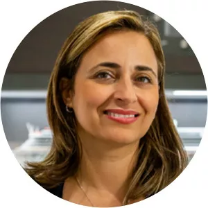 Bettina Deynes - Author