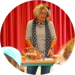 Bettina Rinderle - Author