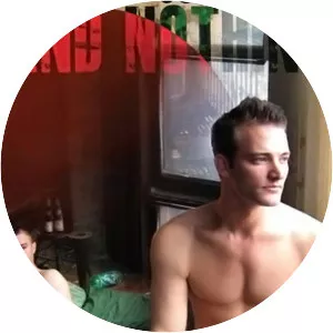 Between Something & Nothing - 2008 ‧ Drama/Indie film ‧ 1h 45m