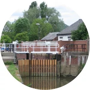 Beverley Beck - Canal in England