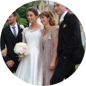 Bex MacDonagh - Emily MacDonagh's mother