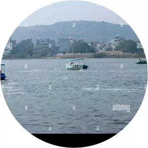 Bhalswa Horseshoe Lake