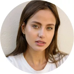 Biah Rodrigues - Model