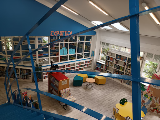 Biblioteca Municipal Vega La Camocha - Public library in La Camocha, Spain