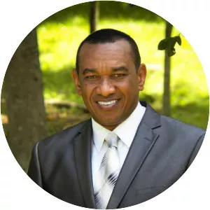 Bienvenido Javier Dominguez - Musical artist