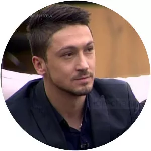 Big Brother (Albania) - 2007 ‧ 9 seasons