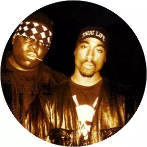 Biggie & Tupac - 2002 ‧ Rockumentary/True crime ‧ 1h 48m