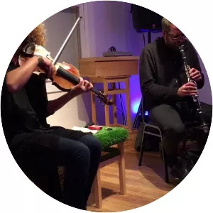 Biliana Voutchkova - Violinist