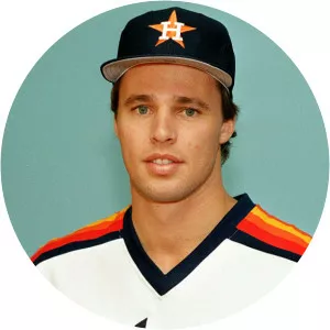 Bill Doran - Baseball player