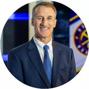 Bill Hanzlik - American former professional basketball player