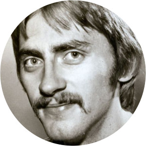 Bill Oleschuk - Ice hockey player