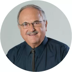 Bill Vazan - Canadian artist