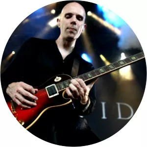 Billy Howerdel - Guitarist