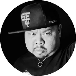 bisbetic tino attila - Singer