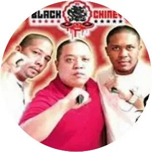 Black Chiney - Musical quartet