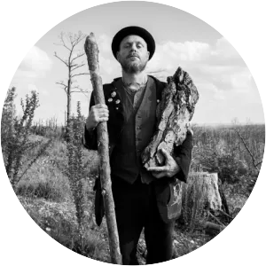 Black Eyed Vermillion