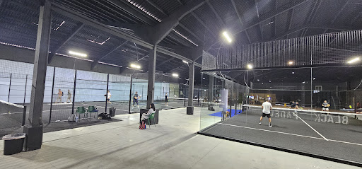 Black Padel - Padel club in Perafita, Lavra e Santa Cruz do Bispo, Portugal