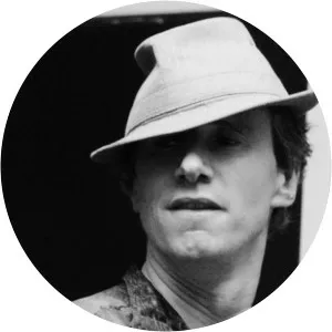 Blair MacKichan - British musician