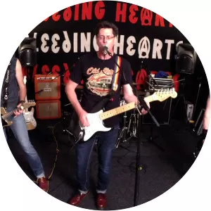 mads mouritz bleeding hearts