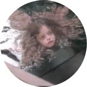 Blood Ties: The Life and Work of Sally Mann - 1994 ‧ Short/Documentary ‧ 30 mins