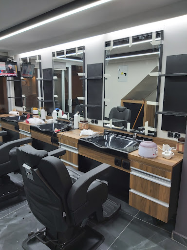 Blue Star Erkek Kuaforu