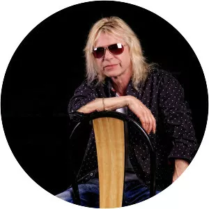 Bob Catley - Singer