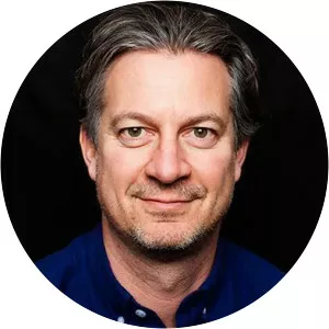 Bob Fernandez - Author