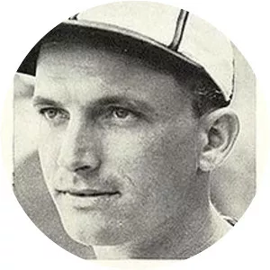 Bob Muncrief - Baseball player
