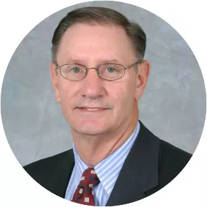 Bob Stull - American football player