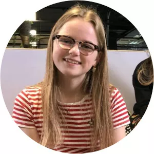 Bobbie Mulder - Actress