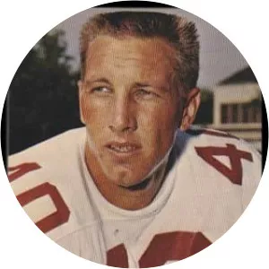 Bobby Joe Conrad - American football player