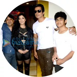 Bobby Kanda - Film producer