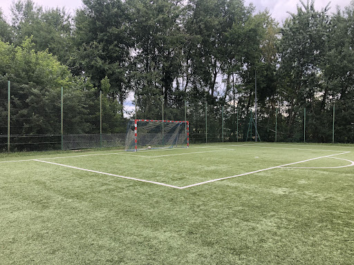 Boiska sportowe im. FC Royal Warzywo w Tarnowie - Recreation center in Tarnow, Poland