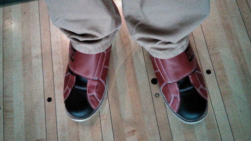 Bolera americana - Bowling alley in Trasona, Spain