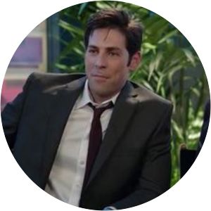 Bones The Suit on the Set