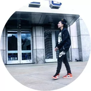 Bonni3 - Musical artist