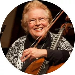 Bonnie Hampton - Musical artist